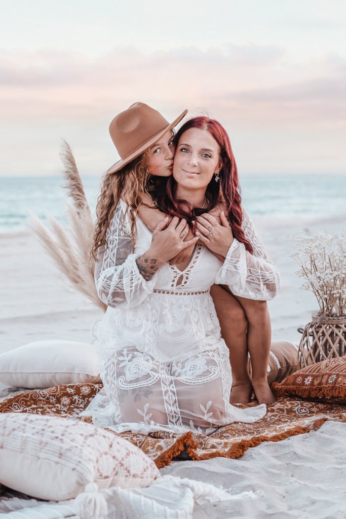 Whangarei Family Photographer. Best Whangarei Photorapher. Whangarei Beach. Olivia Gundry Photography. Family Portrait Whangarei